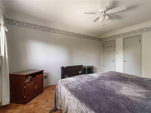 1268 Carnsew St, Victoria, BC - Indoor Photo Showing Bedroom