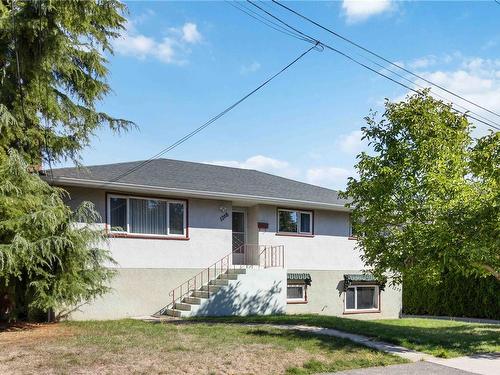 1268 Carnsew St, Victoria, BC - Outdoor