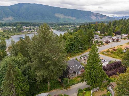 196 Elk Rd, Lake Cowichan, BC 