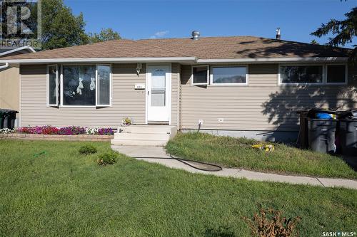 814 W Avenue N, Saskatoon, SK - Outdoor