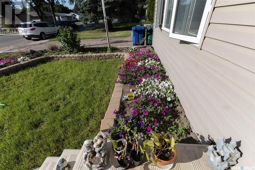 814 W Avenue N, Saskatoon, SK - Outdoor