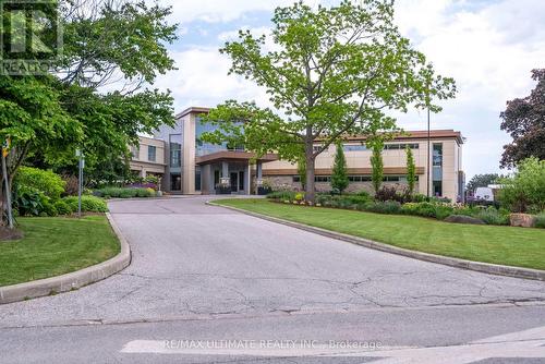 28 Saville Court, Markham, ON - Outdoor With Facade