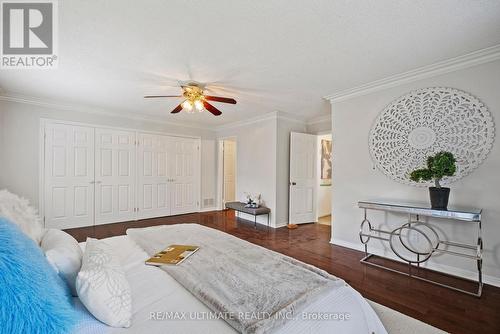 28 Saville Court, Markham (Bayview Fairway-Bayview Country Club Estates), ON - Indoor Photo Showing Bedroom