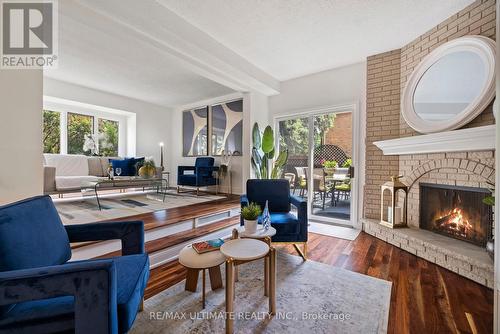 28 Saville Court, Markham, ON - Indoor Photo Showing Living Room With Fireplace