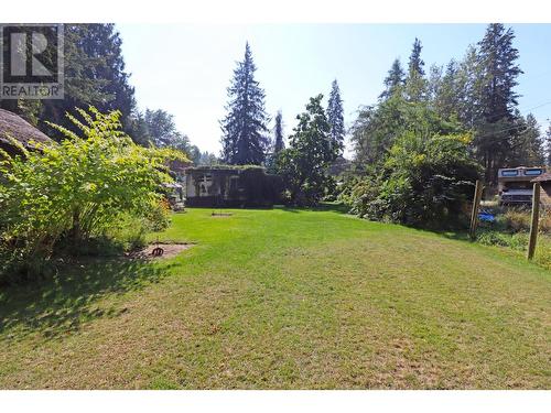 1680 Chandler Road, Christina Lake, BC - Outdoor