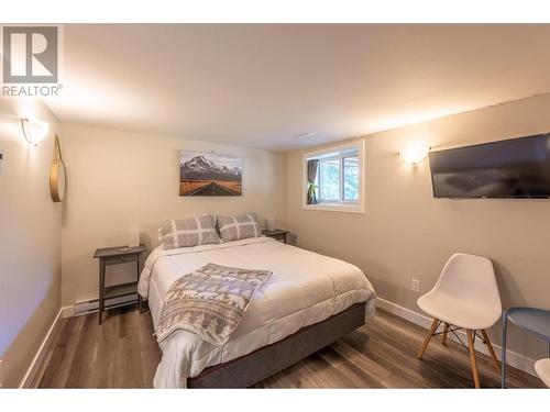 2346 Blaeberry Road, Golden, BC - Indoor Photo Showing Bedroom