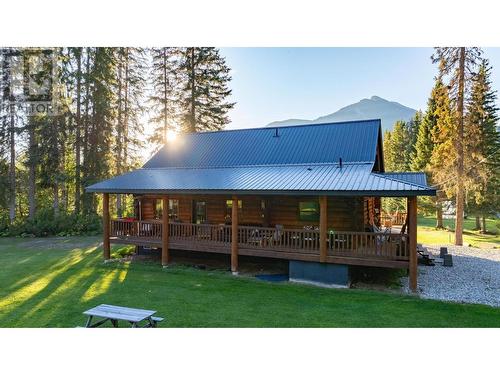 2346 Blaeberry Road, Golden, BC - Outdoor With Deck Patio Veranda With Backyard