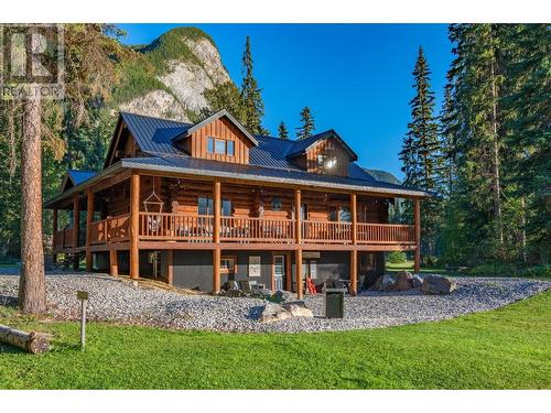 2346 Blaeberry Road, Golden, BC - Outdoor With Deck Patio Veranda With Facade