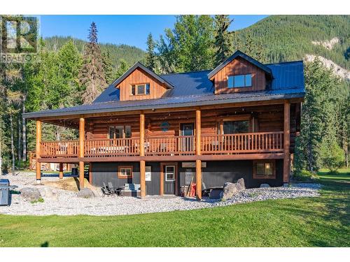 2346 Blaeberry Road, Golden, BC - Outdoor With Deck Patio Veranda