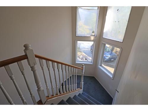 7330 18Th Street, Grand Forks, BC - Indoor Photo Showing Other Room