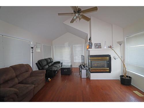 7330 18Th Street, Grand Forks, BC - Indoor Photo Showing Living Room With Fireplace