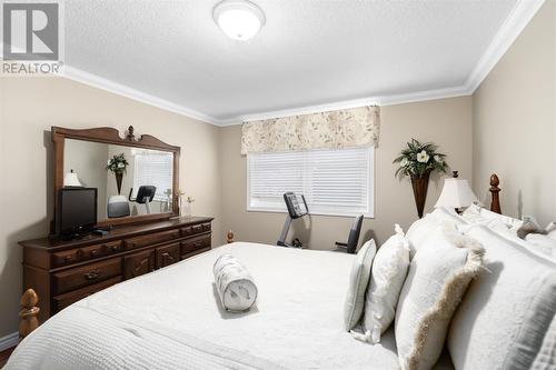 570 Macdonald Ave # 103, Sault Ste. Marie, ON - Indoor Photo Showing Bedroom