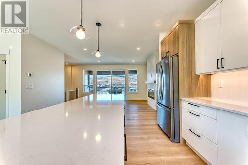 7760 Okanagan Landing Road Unit# 130, Vernon, BC - Indoor Photo Showing Kitchen