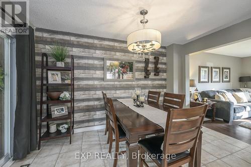 415 Edenridge Drive, London, ON - Indoor Photo Showing Dining Room