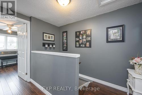 415 Edenridge Drive, London, ON - Indoor Photo Showing Other Room