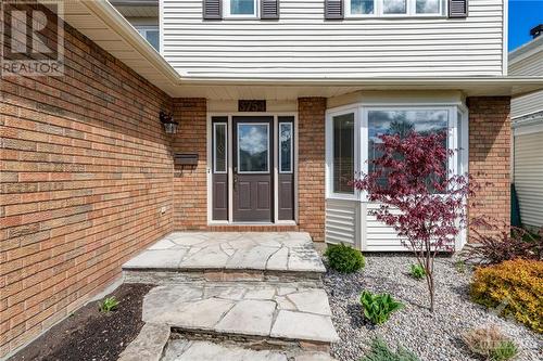 3754 Autumnwood Street, Ottawa, ON - Outdoor