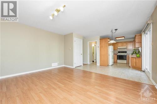 3754 Autumnwood Street, Ottawa, ON - Indoor Photo Showing Other Room