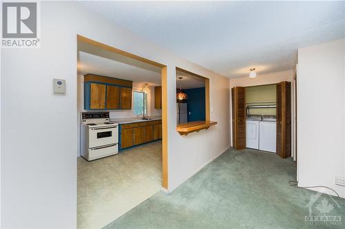 6172 Perth Street, Ottawa, ON - Indoor Photo Showing Kitchen