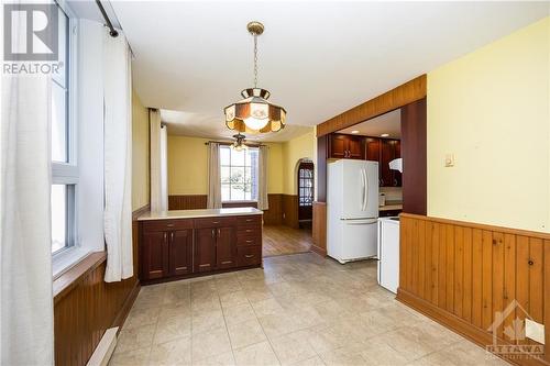 6172 Perth Street, Ottawa, ON - Indoor Photo Showing Kitchen