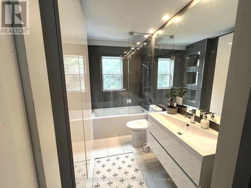 241 Winnett Avenue, Toronto (Humewood-Cedarvale), ON - Indoor Photo Showing Bathroom