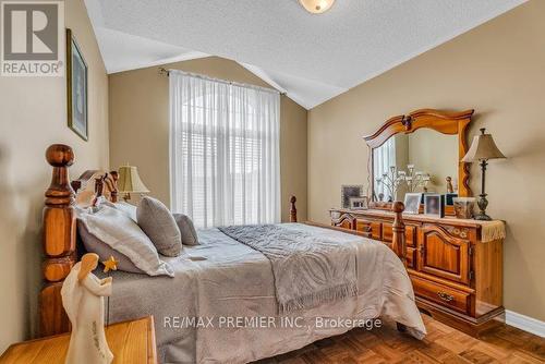 24 Mediterra Drive, Vaughan (Vellore Village), ON - Indoor Photo Showing Bedroom