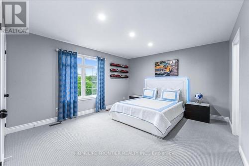 1664 Moyer Avenue, Innisfil, ON - Indoor Photo Showing Bedroom