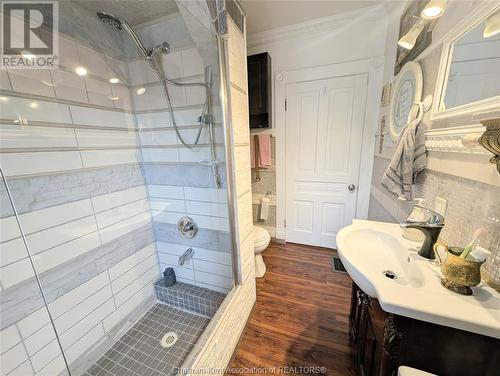 55 Grant Street, Chatham, ON - Indoor Photo Showing Bathroom