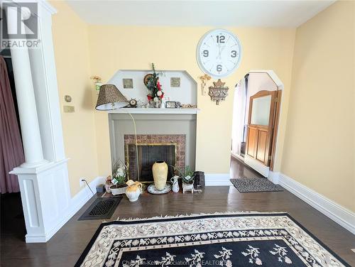 55 Grant Street, Chatham, ON - Indoor With Fireplace