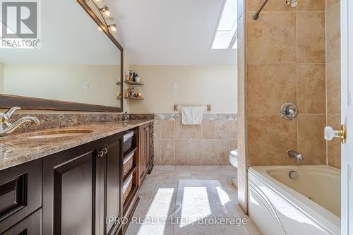 1117 Springhill Drive, Mississauga, ON - Indoor Photo Showing Bathroom