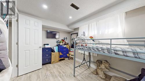 59 Abell Drive N, Brampton (Madoc), ON - Indoor Photo Showing Other Room