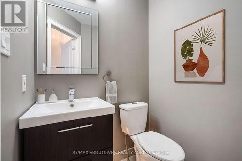 2444 Shadow Court, Oakville (West Oak Trails), ON - Indoor Photo Showing Bathroom