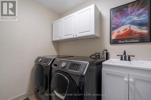 2444 Shadow Court, Oakville (West Oak Trails), ON - Indoor Photo Showing Laundry Room