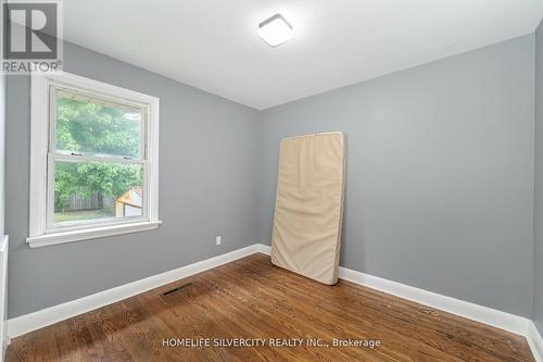 305 Mohawk Road E, Hamilton (Hill Park), ON - Indoor Photo Showing Other Room