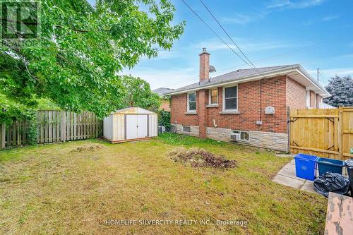 305 Mohawk Road E, Hamilton (Hill Park), ON - Outdoor