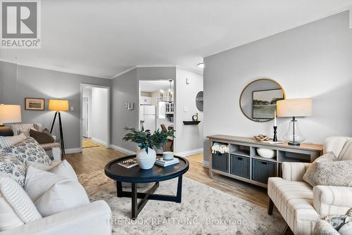 1288 Sunningdale Avenue, Oshawa (Donevan), ON - Indoor Photo Showing Living Room