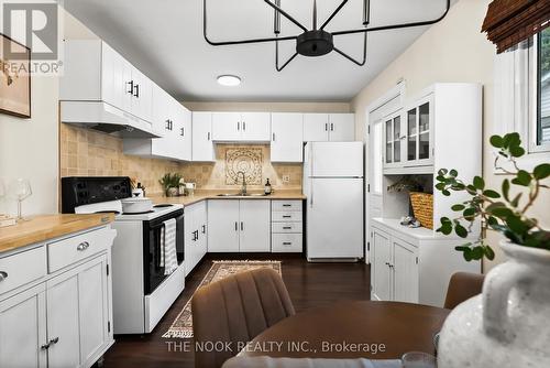 1288 Sunningdale Avenue, Oshawa (Donevan), ON - Indoor Photo Showing Kitchen