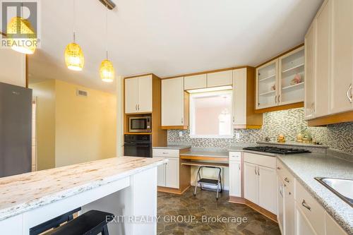 66 Heritage Drive, Prince Edward County (Wellington), ON - Indoor Photo Showing Kitchen