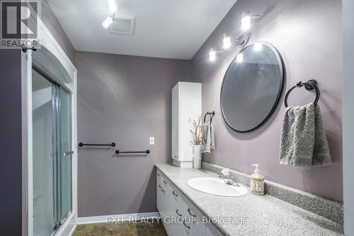 66 Heritage Drive, Prince Edward County (Wellington), ON - Indoor Photo Showing Bathroom