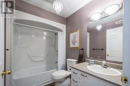 66 Heritage Drive, Prince Edward County (Wellington), ON - Indoor Photo Showing Bathroom