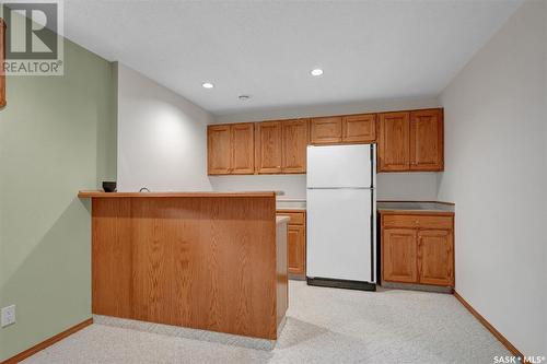 236 Eagle Place, Regina, SK - Indoor Photo Showing Kitchen