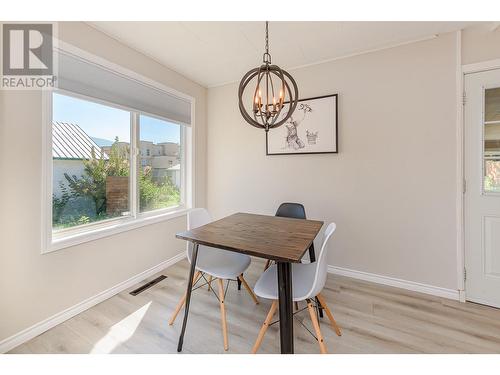 712 Hubert Avenue, Enderby, BC - Indoor Photo Showing Dining Room