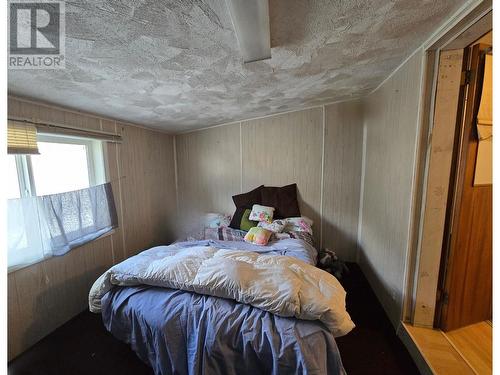 5281 69Th Avenue Ne, Salmon Arm, BC - Indoor Photo Showing Bedroom