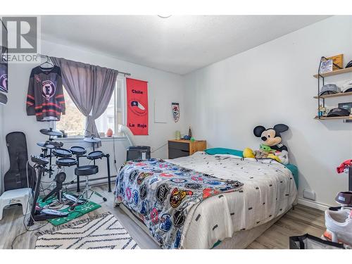 875 Badke Road Unit# 215, Kelowna, BC - Indoor Photo Showing Bedroom