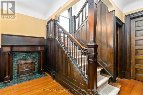 Common Foyer - 18 Craig Street, London, ON - Indoor Photo Showing Other Room