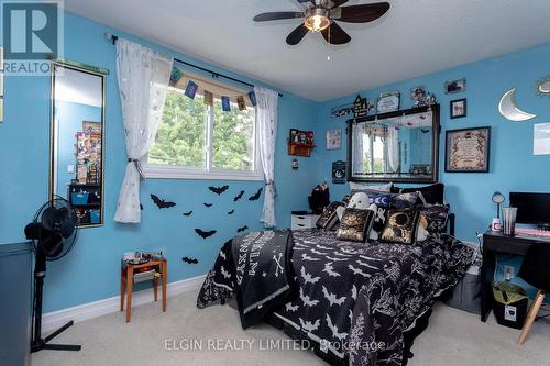 7 Porter Place W, St. Thomas, ON - Indoor Photo Showing Bedroom