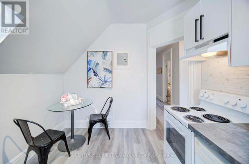 879 Hellmuth Avenue, London, ON - Indoor Photo Showing Kitchen