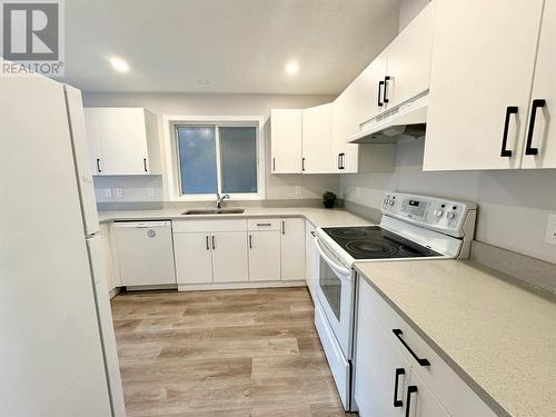 6201 Maple Drive Unit# 102, Osoyoos, BC - Indoor Photo Showing Kitchen With Double Sink