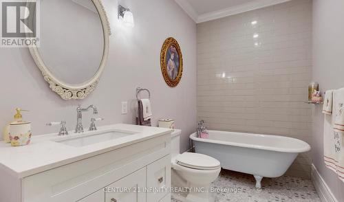 98 Church Street, Clarington (Bowmanville), ON - Indoor Photo Showing Bathroom