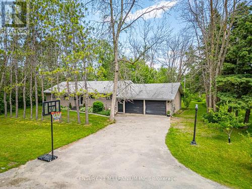 6278 Vancise Court, Clearview, ON - Outdoor