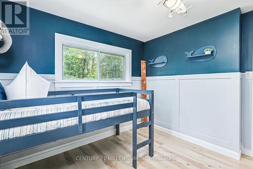 6278 Vancise Court, Clearview, ON - Indoor Photo Showing Bedroom